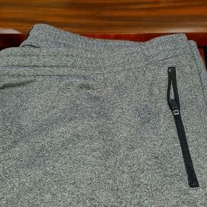 Men's Foundry Athletic Shorts Size 4XL Dark Heather Gray